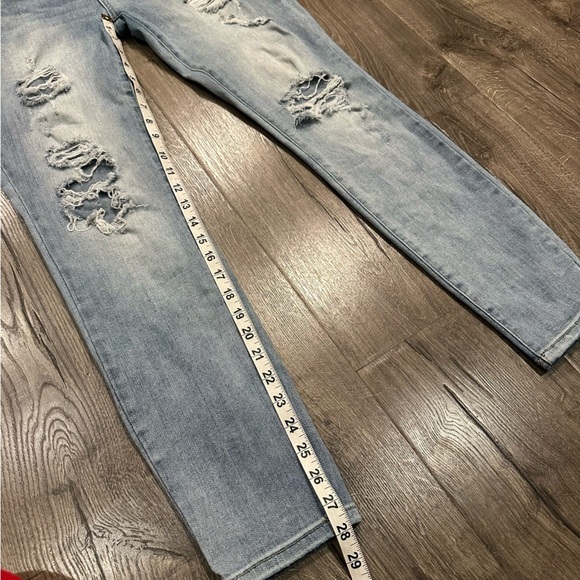 Judy Blue Distressed Jeans Women's Size 29 Faded Skinny Fit Ripped Light Denim - Picture 9 of 13